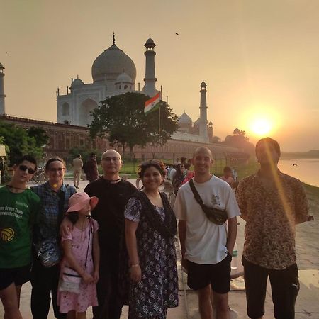 Zigzag Homestay Agra  Zewnętrze zdjęcie