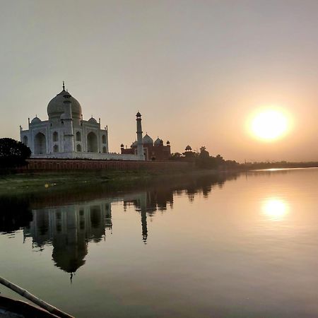Zigzag Homestay Agra  Zewnętrze zdjęcie