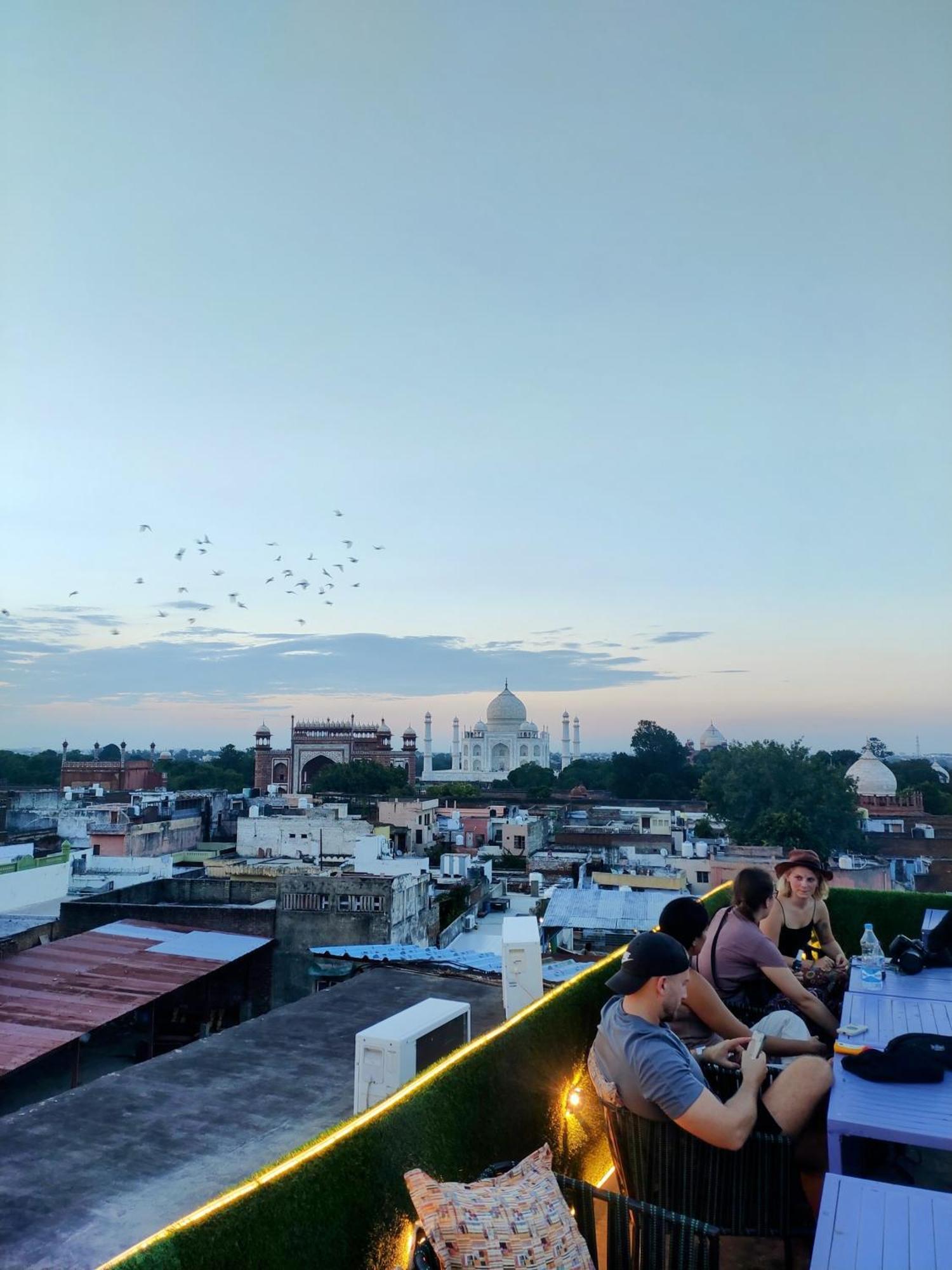 Zigzag Homestay Agra  Zewnętrze zdjęcie