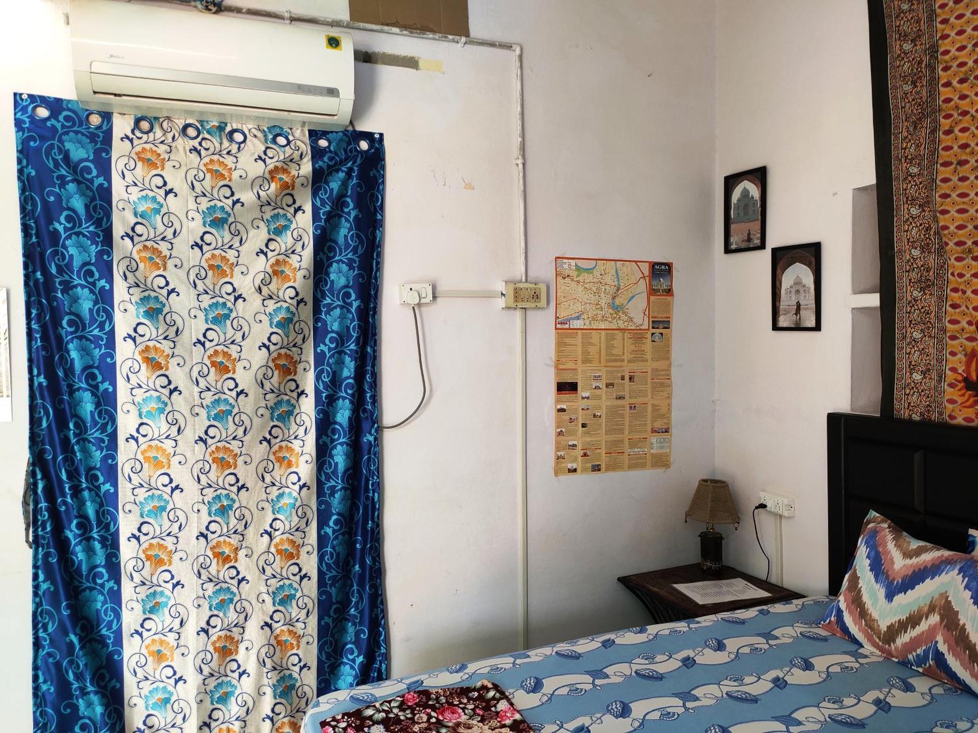 Zigzag Homestay Agra  Zewnętrze zdjęcie
